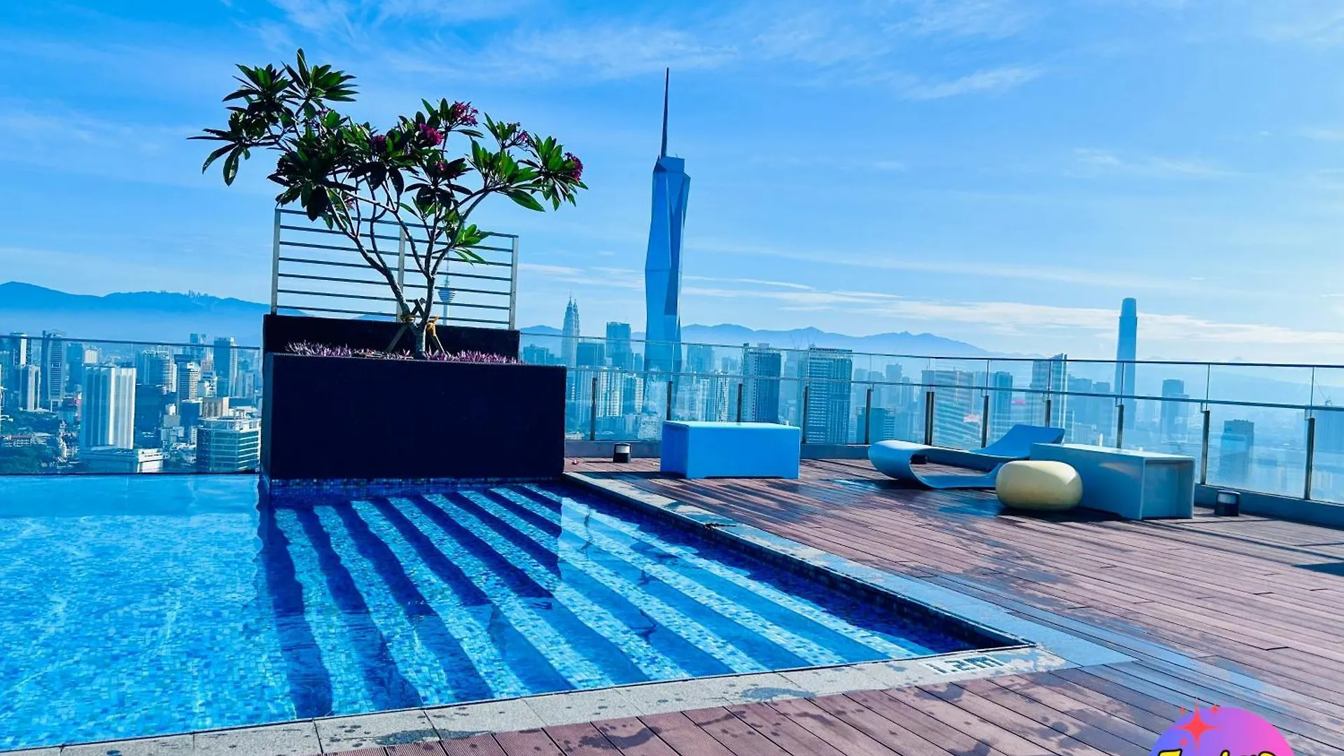 5 Star Comfort Riveria City Kl Sentral 4 Pax Infinity Pool Kuala Lumpur Malaysia